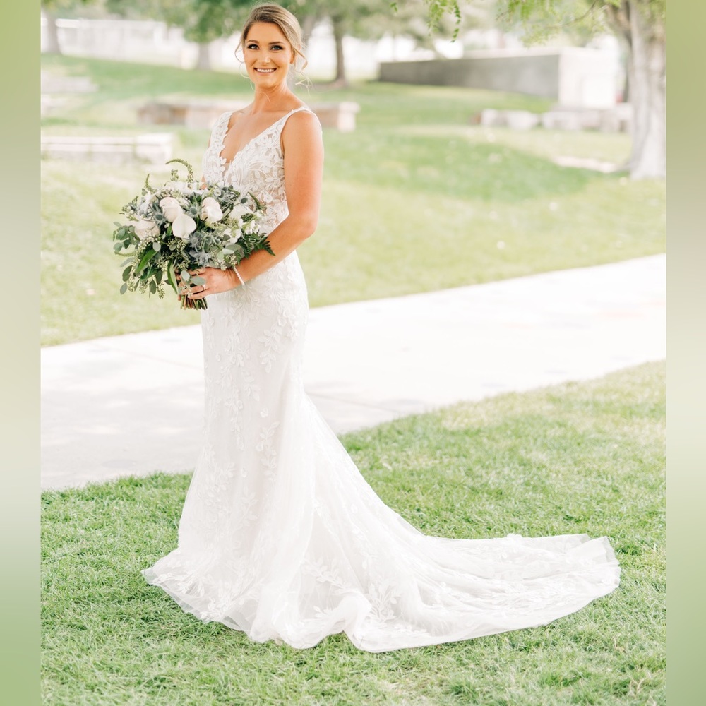 Enzoani Mai Dress purchased February 2020